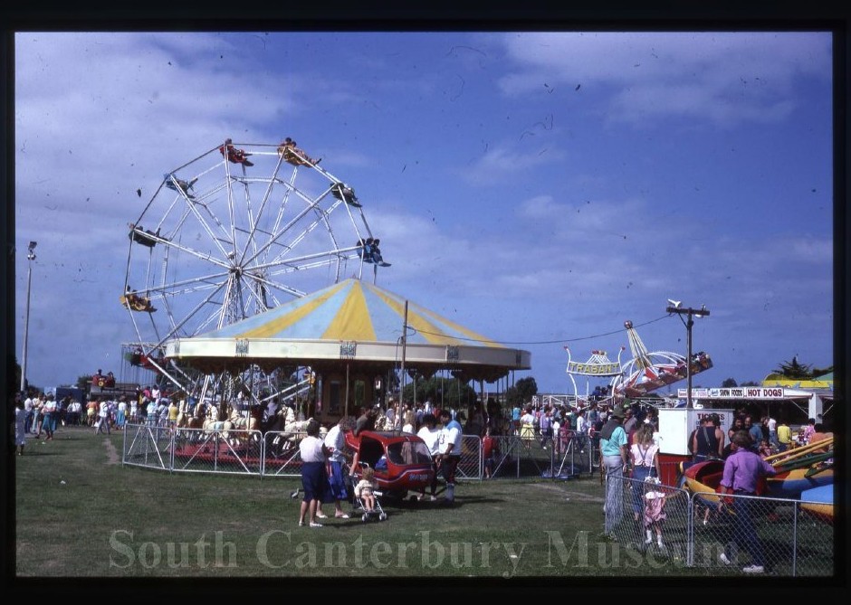 218 The Merry go round Caroline Bay Timaru South Canterbury Museum 2020 064 03