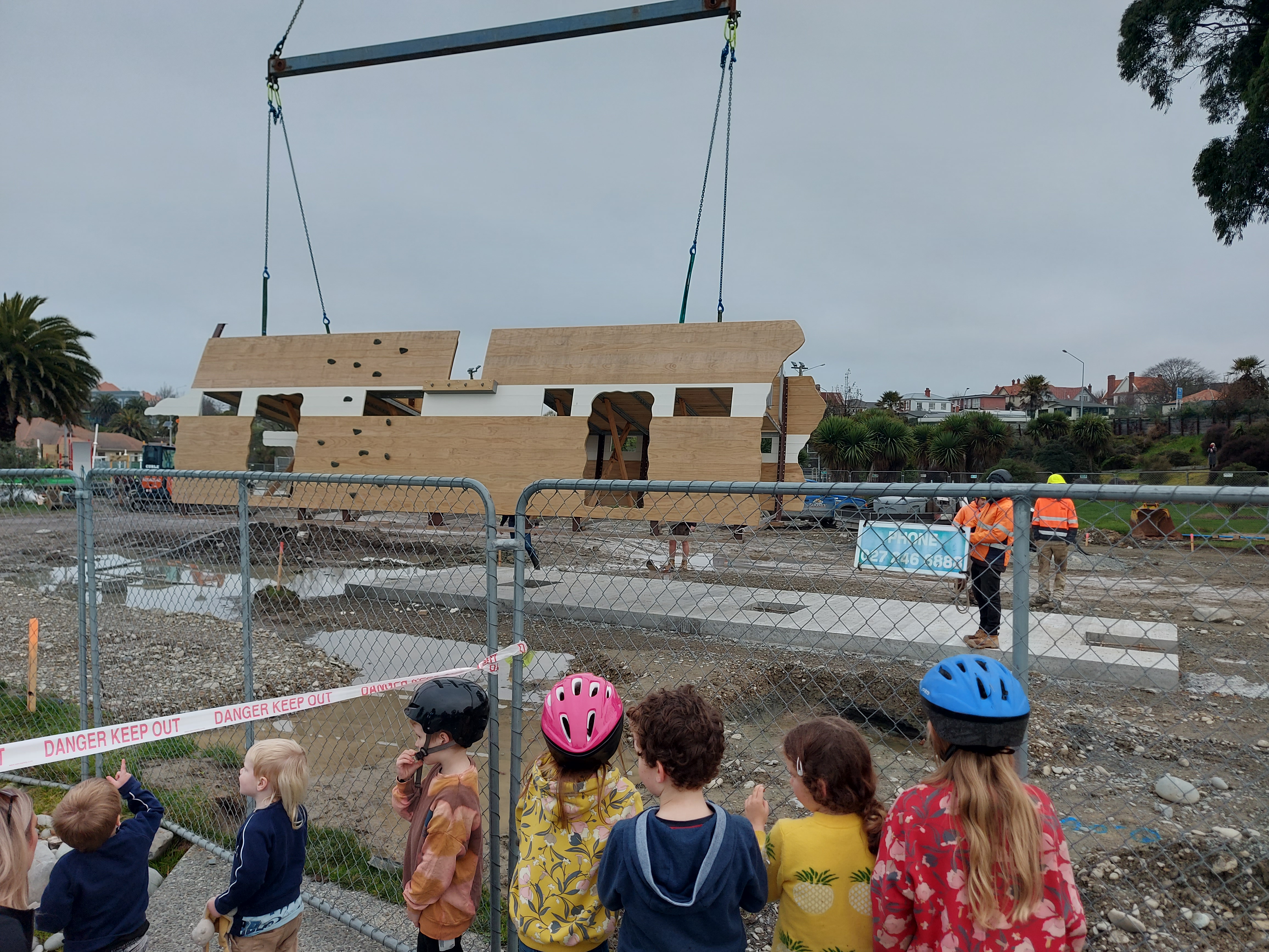 230710 CPlay shipwreck Install RF 161016