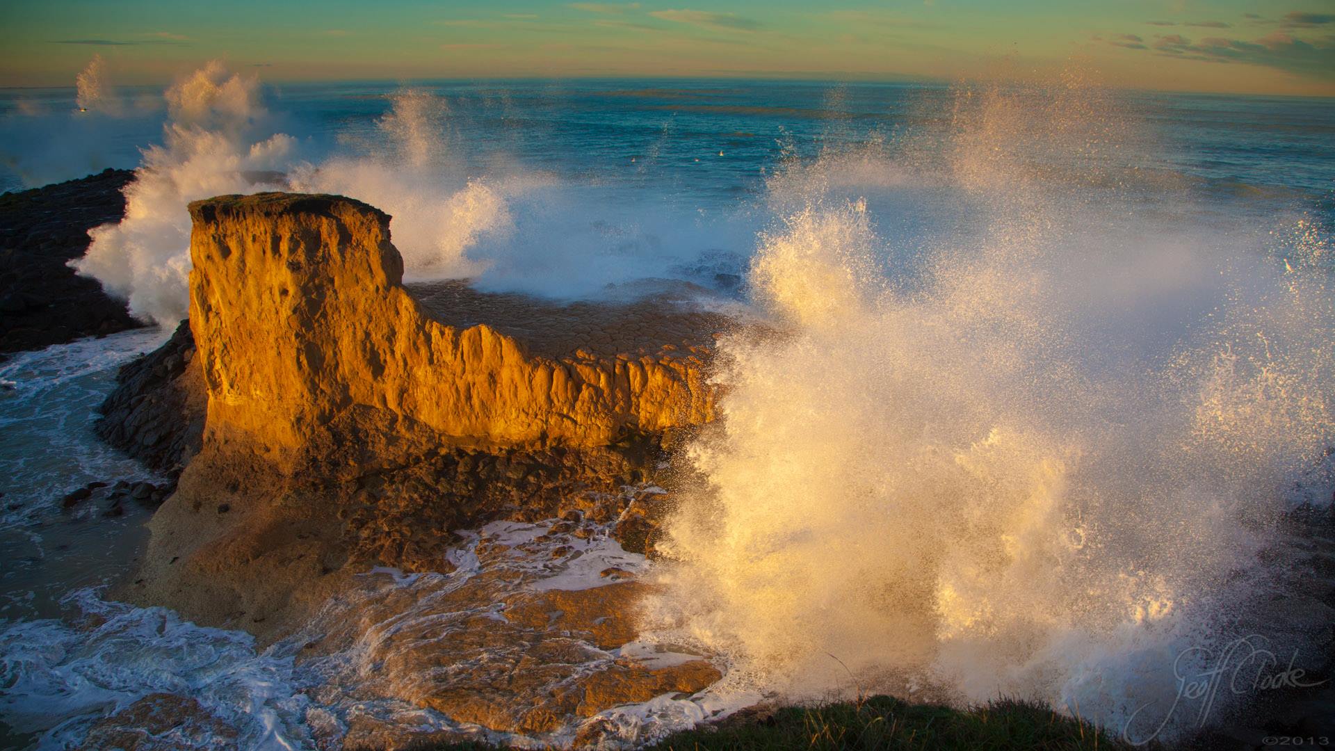 King tide and a Monty swell Dashing Rocks Photography By Geoff Cloake June 2013 copyright