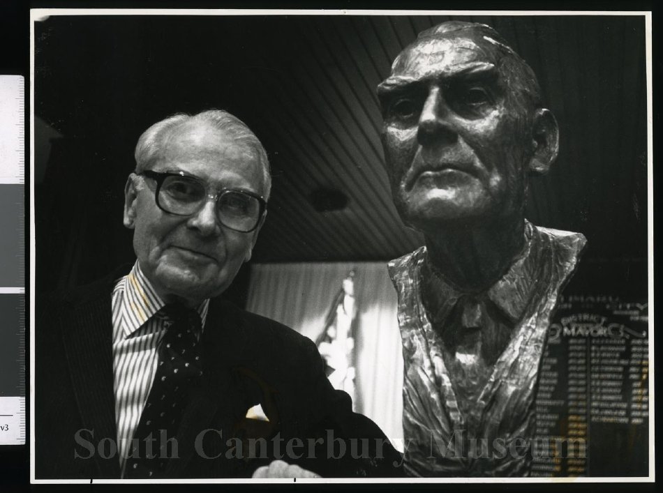 Lord Samuel Charles Elworthy with his bust sculpture south Canterbury Museum 20121862807