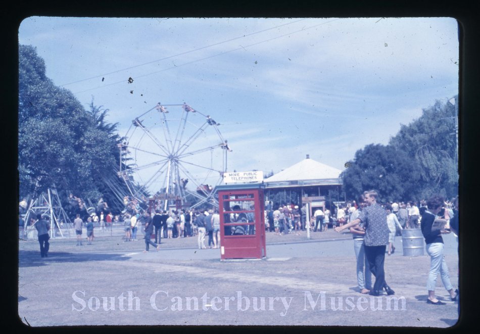 Merry go round south Canterbury Museum 2016071018