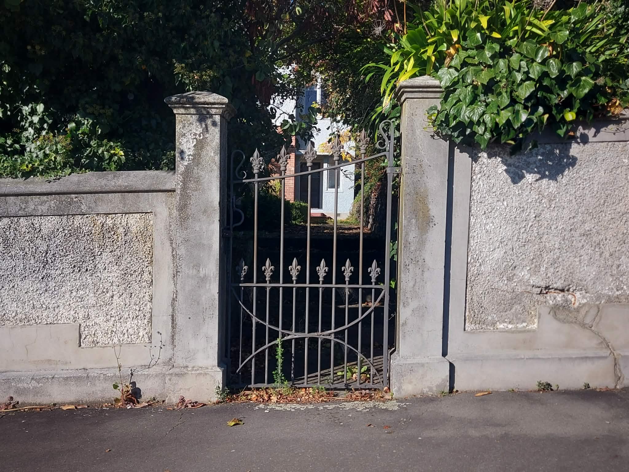 Sefton St pedestrian Gate RFauth