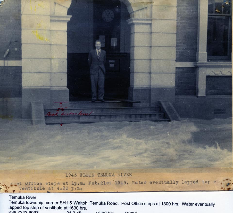 Temuka River Flood King Street Post Office steps at 1pm that day 21 2 45