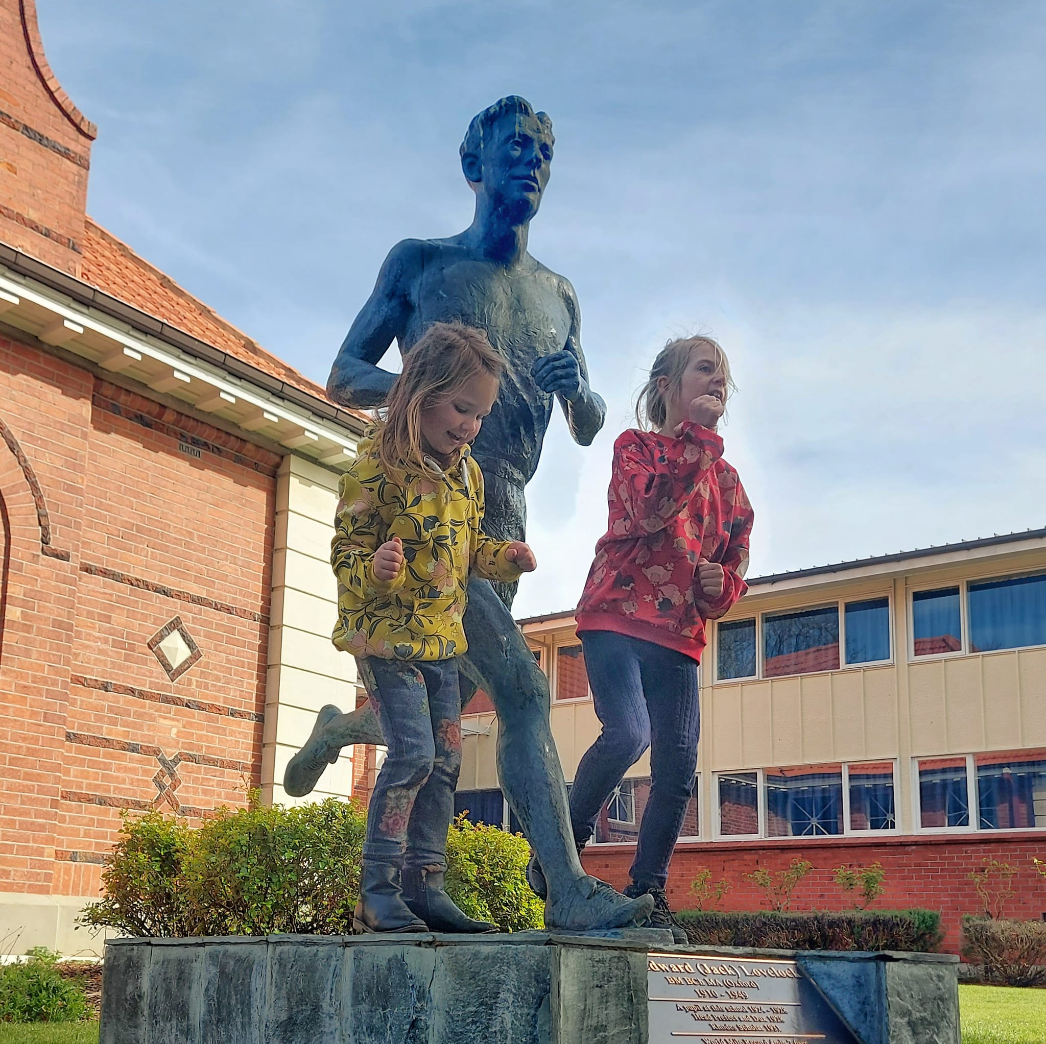 Timarus Olympic Oak Jack Lovelock Timaru Boys High School WuHoo Timaru Roselyn Fauth 2022