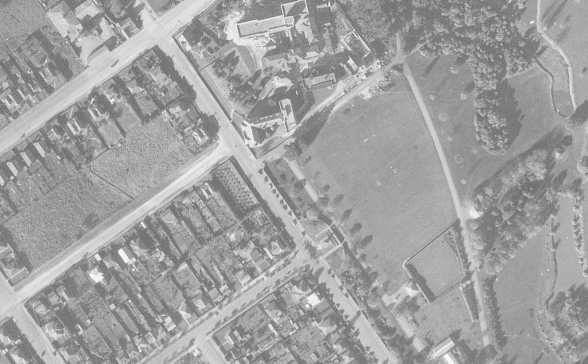 Retrolens 1938 NissenHut Timaru Hospital